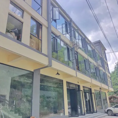 Yanling Junlin Mountain Villa