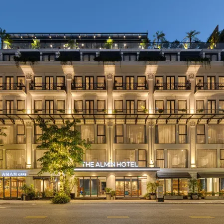 The Almin Hotel Отели рядом с достопримечательностью «Бухта Халонг»