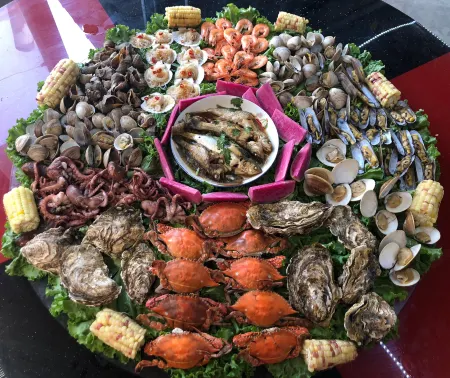 Laoting No.18 Farm House Отели в г. Лэтин