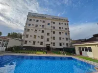 서머 2 호텔