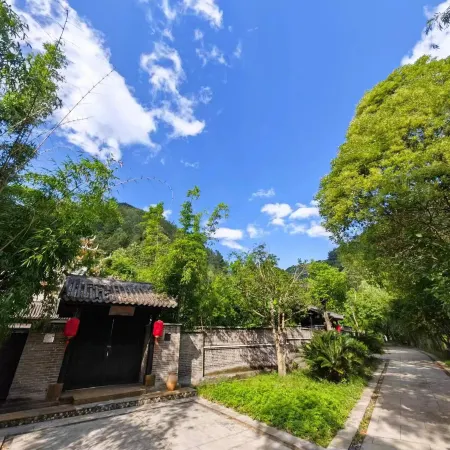 Weilan Jian · Yayan (Guiding Jinhaixueshan Yinzhai)