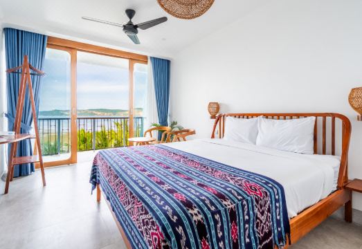 인라이트 롬복 에코 리조트