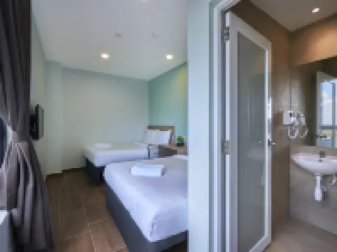 ZONE Hotels Eco Grandeur Hotel di Kuala Selangor