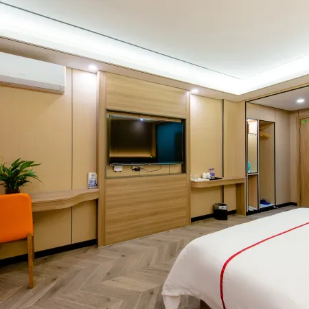 Linghu Zhenpin Hotel (Linhai Yintaicheng)