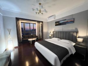 Huizhou Three Degrees·S Selection Hotel Apartment