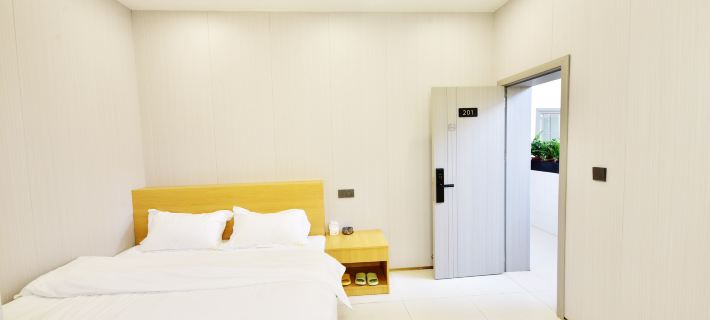 Chuandian Homestay (Binhe Road) Hotels in Huili