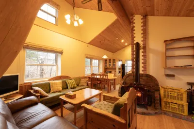 Yubari City Deer Valley Residence Các khách sạn gần JR Shin-Yubari station