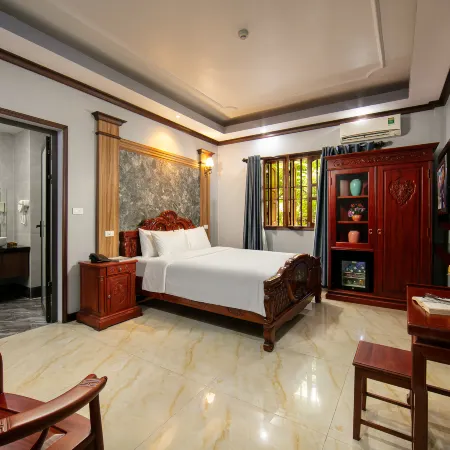 Nam Hai Hotel Отели рядом с достопримечательностью «Гиалам»