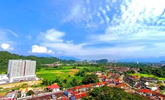 The Horizon Ipoh L15 by Grab A Stay