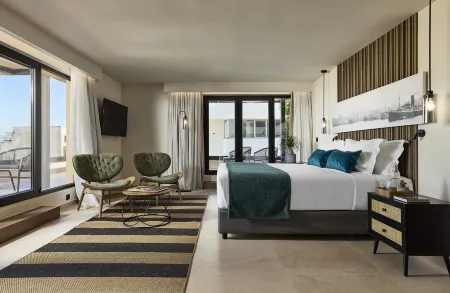 Athenarum Portus Life & Style Hotel Отели рядом с достопримечательностью «Microlimano»