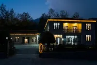 Hefeng Tianyuan Qingju Homestay Hotels in Hefeng