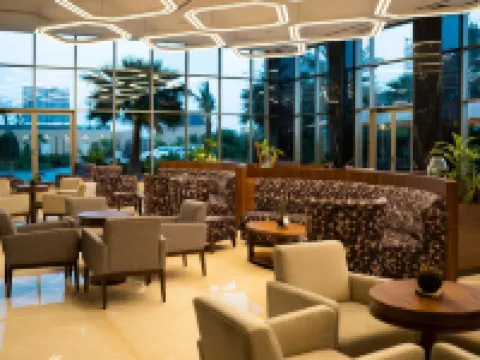 Grand Millennium Al Seef Basra バスラのホテル