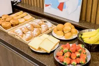 Mokpo H大道和平廣場飯店 - 早餐