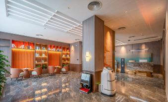 Rezen Dong Hotel(Taihu Yuantouzhu Scenic Area,Wuxi)