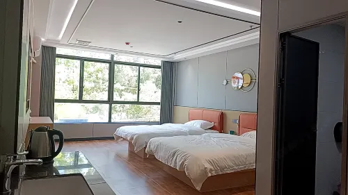 Longnanhui Youcheng Self-service Apartment - Esports
