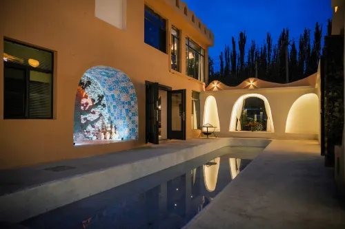Kashi Lin Yin courtyard homestay Hotels in Кашгар