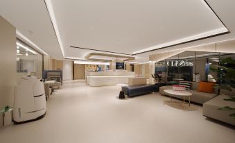 Echarm (Guangzhou Beijing Road Pedestrian Street Ximenkou Subway Station)