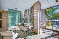 Dali Ancient City • Country Inn & Suites by Radisson COUNTRY • Garden Resort Hotel