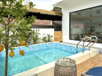 Yike Haidan · Luxury Pool Courtyard View Villa Boutique Stay (Beihai Silver Beach) - parking