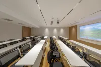 イーロンホテル（武漢黄鶴楼長江大橋）