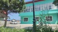 Buerjin Yunlan Inn (Chonghu'er Town Branch) - con vista montagne