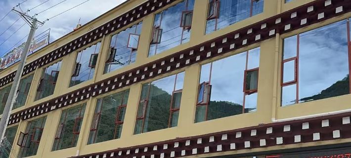 Xinlong Coral Hotel Hotels in Xinlong