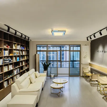 Jidian Sleep Hostel (Huaguoyuan Shopping Center Songhua Road Subway Station)