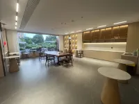 朗尼斯飯店（龍鳳山莊店）