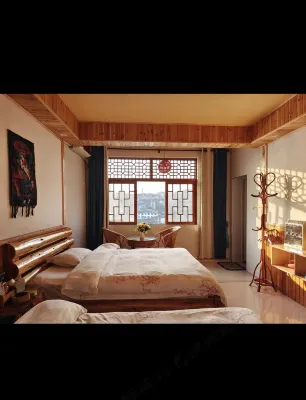 Longmen Inn Hotels in Sanjiang