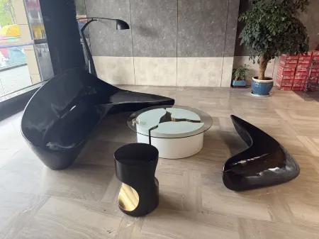 Four Seasons Business Hotel