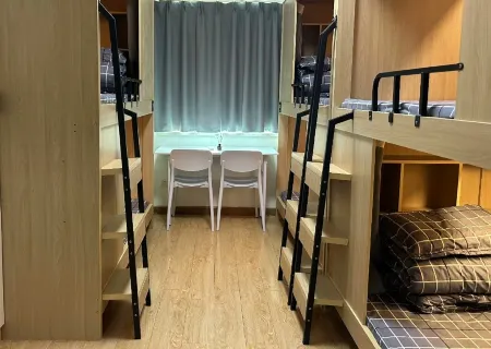 Rainbow Youth Hostel