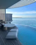 Banlv Scenic Resort Apartment (Wuchuan Loong Bay Desas Water World) - Strand