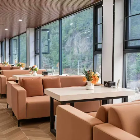 Qingge Bay Grand Hotel (Mugecuo Scenic Area)