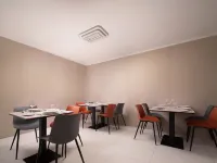 Yining Liuxing Street Xingya Homestay فنادق في إي نينغ