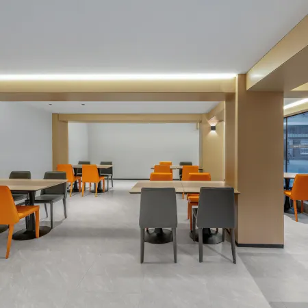 City Comfort Inn