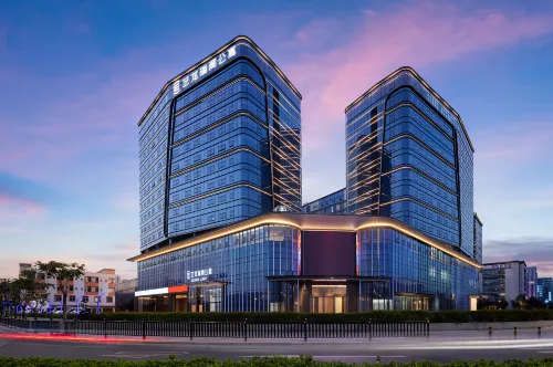 ELONG L.RAY (Guangzhou Huadu Sunac Resort Baiyun International Airport) - Frühstück
