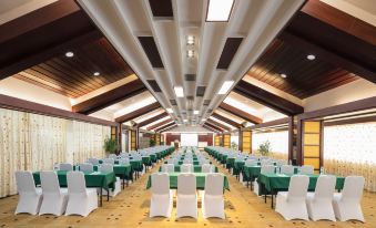 New West Street International Resort Hotel