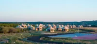 Yanminghu Holiday Hotel Hotels near Saihanba Ski Field