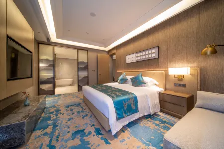 Grand Honor Hotel