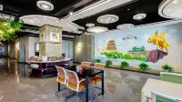 Yuncheng Juhetai Hotel (Yanhu South Wind Square)