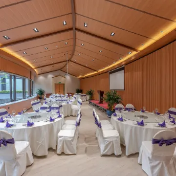 Shengming Sunshine Hotel