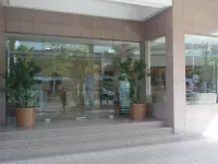 Somerset Hotel Hotels near The Grand Old Lady - Canada Hill