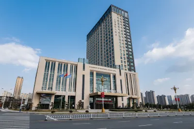 Shangrao International Grand Htoel Các khách sạn gần Shangrao Normal University (West to Xinzhou Maojialing Choukou Community Health Service Station)