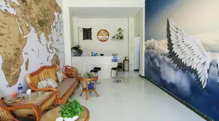 Yiliang Hongyun Hotel