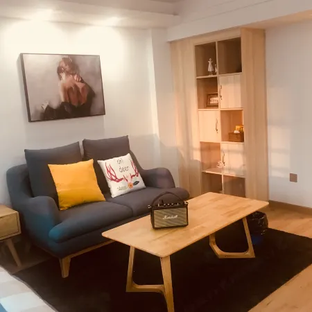 Lvxingjia Designer Audio-Visual Homestay