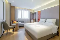 Jinhua Paris Designer Resort Hotel (Jinhua World Trade City Plaza Branch)