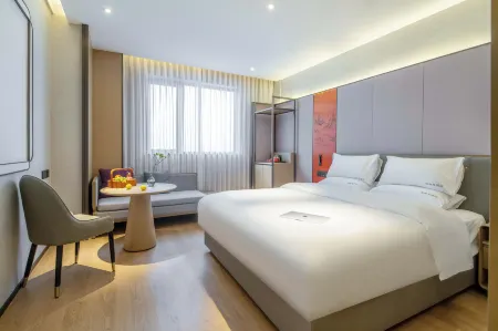 Jinhua Paris Designer Resort Hotel (Jinhua World Trade City Plaza Branch)