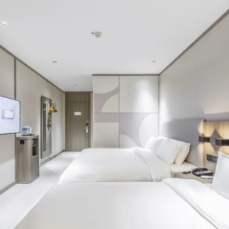Homeinn Selected Hotel (Hengshui Huizhong Outlet Hengshui High School Branch)