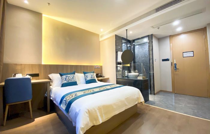Cixi Mingzhou City Hotel