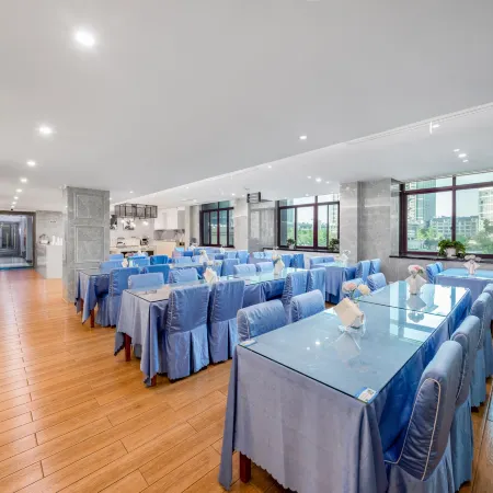 European Style Theme Smart Hotel (Yiwu International Trade City District 2 and 3)